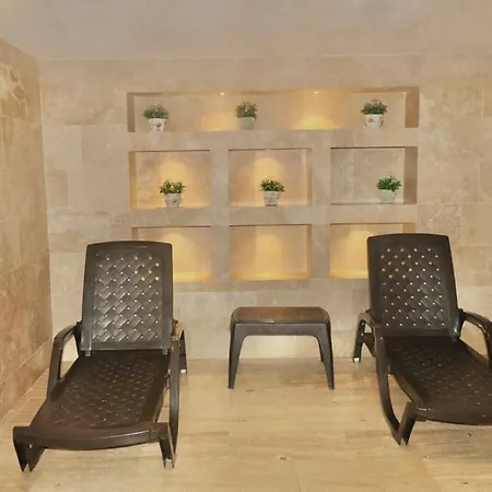 Oceanfront Elegance 2br-amazing Pools-beach Access Apartamento