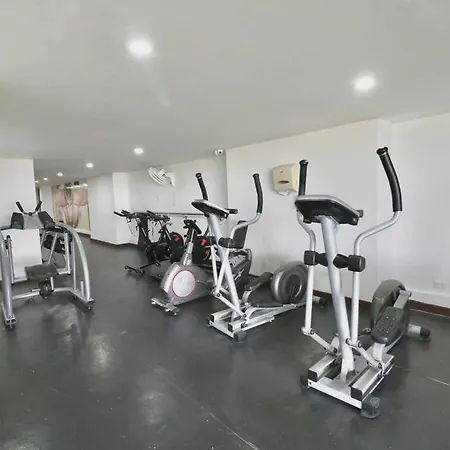 Oceanfront Elegance 2br-amazing Pools-beach Access * Cartagena