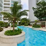 Oceanfront Elegance 2Br-Amazing Pools-Beach Access
