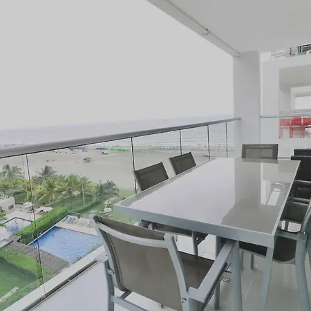 Oceanfront Elegance 2br-amazing Pools-beach Access * Cartagena
